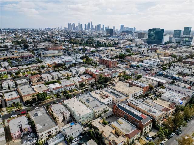 Detail Gallery Image 44 of 49 For 211 S Berendo #6 St, Los Angeles,  CA 90004 - 1 Beds | 1 Baths