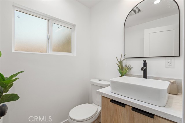 Detail Gallery Image 17 of 28 For 6746 E Belice St, Long Beach,  CA 90815 - 3 Beds | 2 Baths