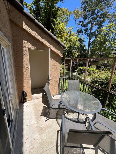16942 Westwood Lane, Huntington Beach CA: https://media.crmls.org/medias/50e80ada-3e2c-4a23-b5e0-c0b168773be1.jpg