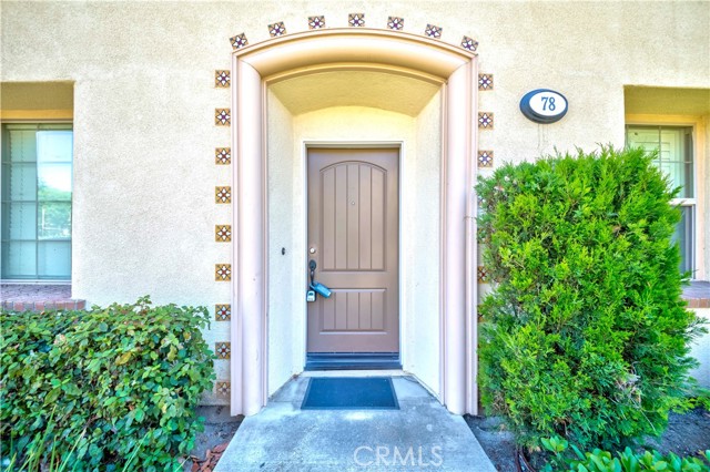 78 Talisman, Irvine CA: https://media.crmls.org/medias/50e8aa28-8949-4452-91fc-c303e1d1e738.jpg