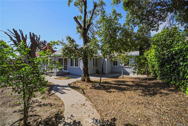 7709 Beckett Street, Tujunga CA: https://media.crmls.org/medias/50e93abb-3590-4caa-aef4-2ac84d3df61f.jpg