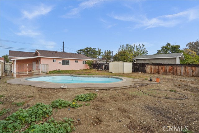 15157 Athol St, Fontana, California 92335, 3 Bedrooms Bedrooms, ,2 BathroomsBathrooms,Single Family Residence,For Sale,Athol St,MB24001778