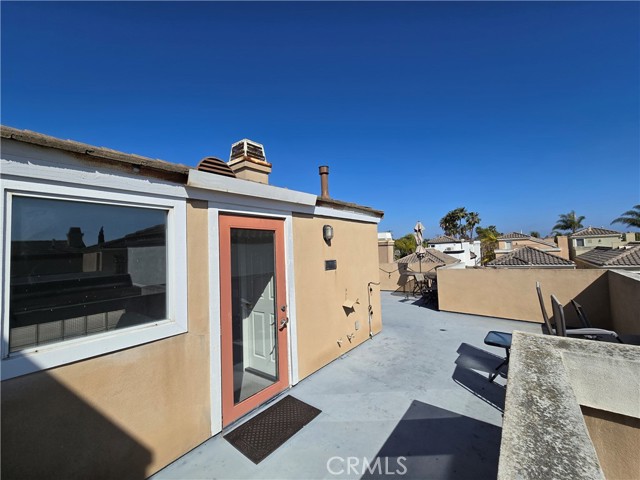 624 Goldenwest Street, Huntington Beach CA: https://media.crmls.org/medias/50ea7d62-f045-4a7e-a362-678c6466625c.jpg