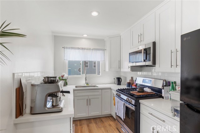 Detail Gallery Image 28 of 56 For 27 66th Pl, Long Beach,  CA 90803 - – Beds | – Baths