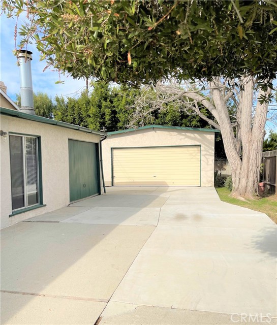 2227 Voorhees Avenue, Redondo Beach, California 90278, ,Residential Income,Sold,Voorhees,PV22008925