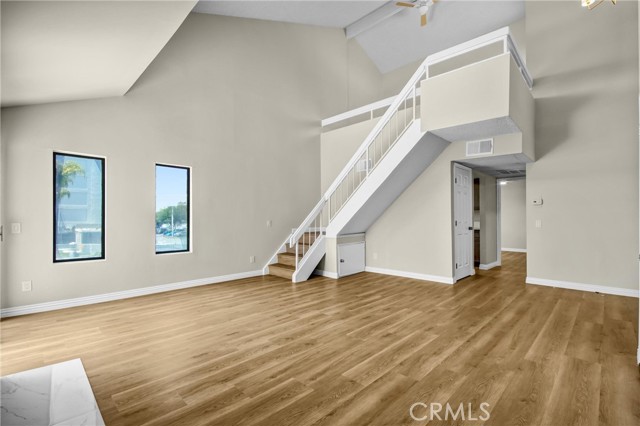 8221 Langdon Avenue, 207 photo 20