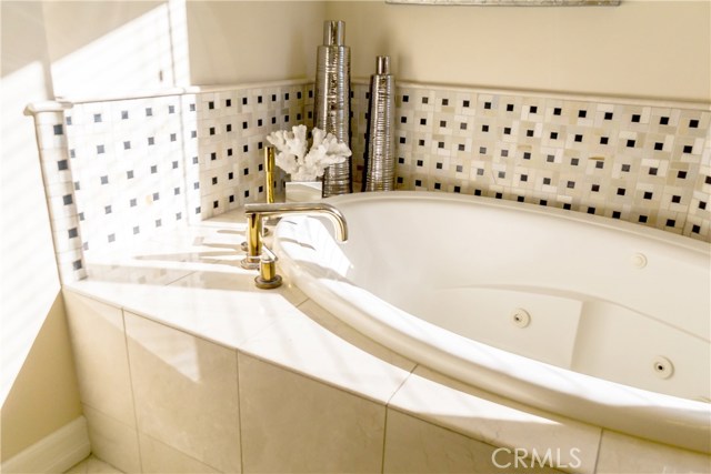 206 Calle Miramar, Redondo Beach, California 90277, 4 Bedrooms Bedrooms, ,3 BathroomsBathrooms,Residential,Sold,Calle Miramar,SB17021229