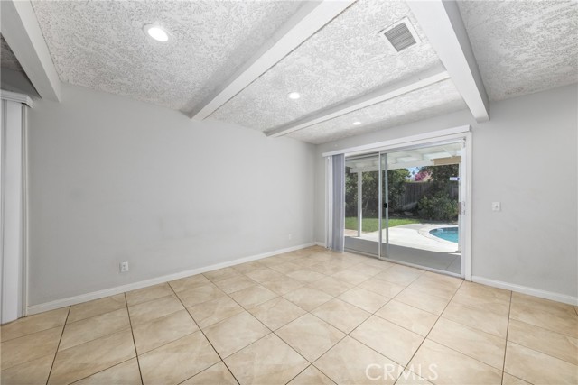 Detail Gallery Image 11 of 40 For 22629 De Soto St, Grand Terrace,  CA 92313 - 4 Beds | 2 Baths