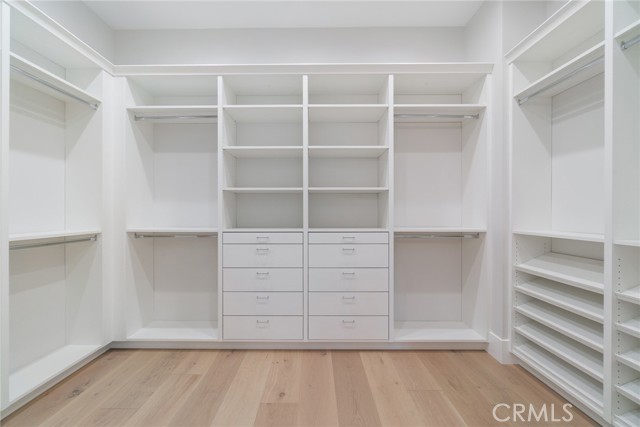 617 36th Street, Manhattan Beach, California 90266, 6 Bedrooms Bedrooms, ,6 BathroomsBathrooms,Residential,Sold,36th,SB22005152