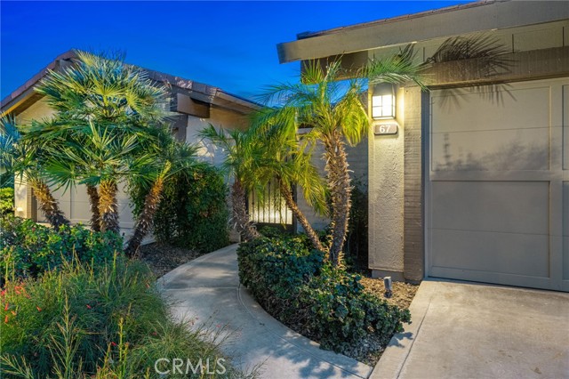 67 Laredo Lane, Palm Desert, CA 92211