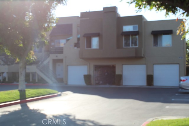 Detail Gallery Image 3 of 5 For 21175 Tangerine, Mission Viejo,  CA 92691 - 2 Beds | 2 Baths