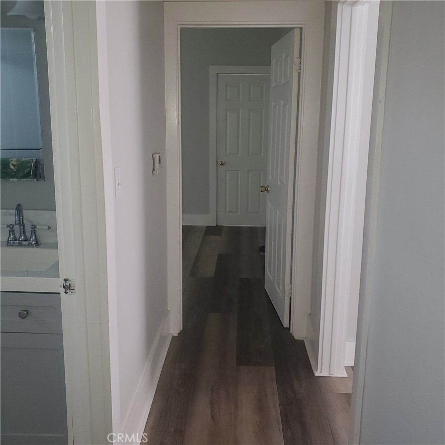 https://media.crmls.org/medias/50ed945e-08f5-4a74-aaa8-24e5b00ee104.jpg?preset=X-Large