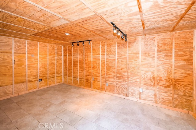 Detail Gallery Image 21 of 35 For 3226 Mills Ave, La Crescenta,  CA 91214 - 2 Beds | 1 Baths
