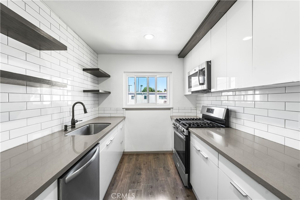 7135 Coldwater Canyon Avenue #16