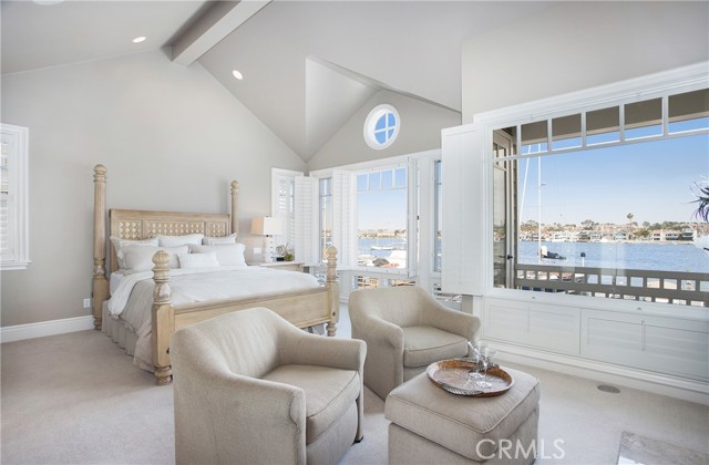Detail Gallery Image 8 of 23 For 421 E Edgewater Ave, Newport Beach,  CA 92661 - 4 Beds | 4 Baths