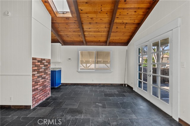 Detail Gallery Image 10 of 39 For 29506 Cromwell Ave, Castaic,  CA 91384 - 3 Beds | 2 Baths