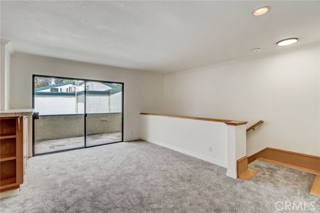 Detail Gallery Image 13 of 31 For 23526 Newhall Ave #6,  Newhall,  CA 91321 - 2 Beds | 1/1 Baths