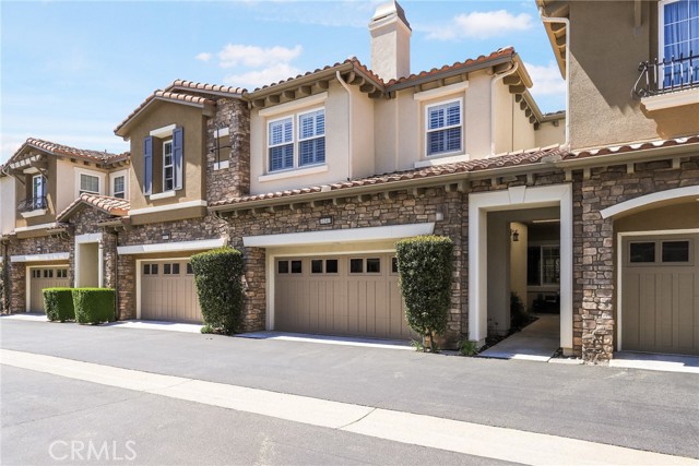 Detail Gallery Image 5 of 35 For 11543 Verona Dr, Chatsworth,  CA 91311 - 3 Beds | 3/1 Baths
