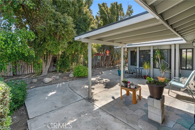 9945 Date Street, Fontana CA: https://media.crmls.org/medias/50eed724-3bf5-4c74-a047-b17eec359ca5.jpg