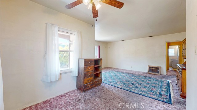 10515 Tujunga Canyon Boulevard, Tujunga CA: https://media.crmls.org/medias/50eef1ac-74e4-45ac-aaa0-a4cbace9001c.jpg