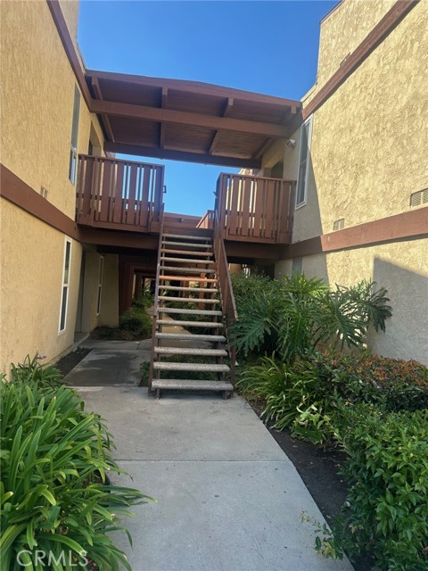 Detail Gallery Image 3 of 36 For 1000 W Macarthur Bld #100,  Santa Ana,  CA 92707 - 1 Beds | 1 Baths