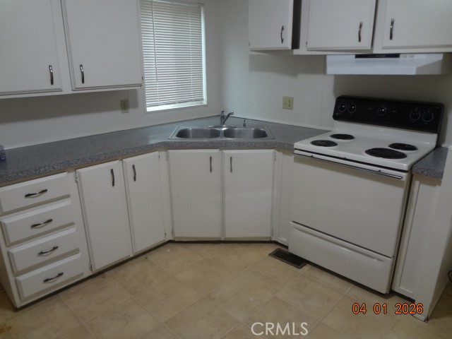 Detail Gallery Image 9 of 17 For 3327 Green Ave, Clearlake,  CA 95422 - 2 Beds | 1 Baths