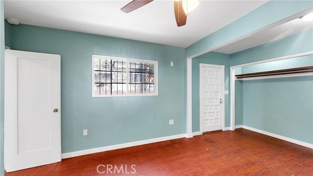 1638 W 51st Street, Los Angeles CA: https://media.crmls.org/medias/50efcaf5-0b5f-4905-95a2-4a28d60d307e.jpg