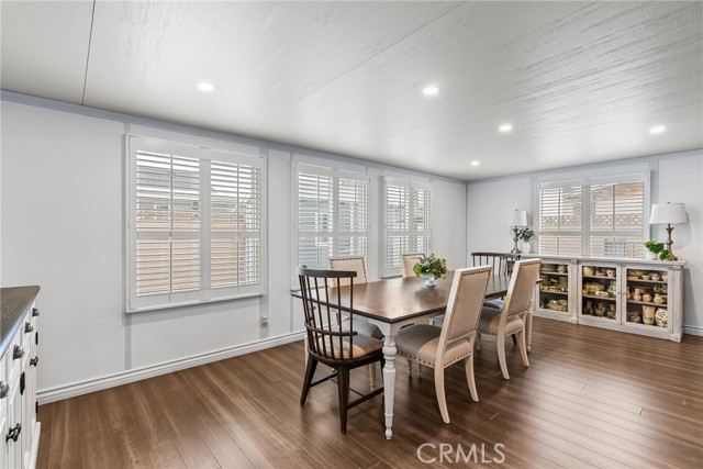 10041 Margo Lane, Westminster CA: https://media.crmls.org/medias/50f1635e-b99d-4647-879d-7c5ecd1ab730.jpg