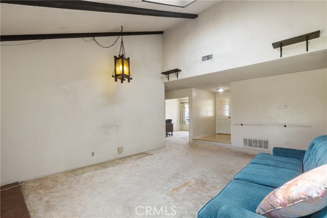Detail Gallery Image 6 of 30 For 1127 W Brookport St, Covina,  CA 91722 - 4 Beds | 2 Baths