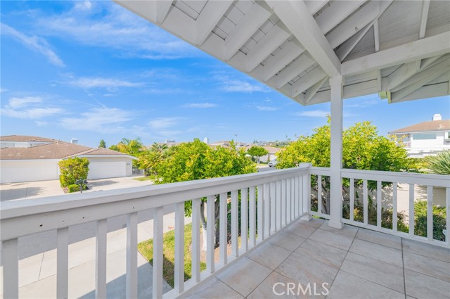 Detail Gallery Image 31 of 39 For 820 Gardenia, Corona Del Mar,  CA 92625 - 2 Beds | 2 Baths