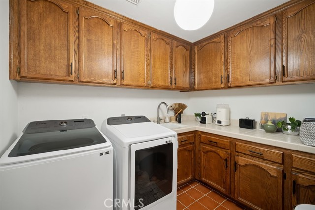 5933 Birkdale Lane, San Luis Obispo CA: https://media.crmls.org/medias/50f2786f-50b5-44d6-beb0-6d98c124b409.jpg