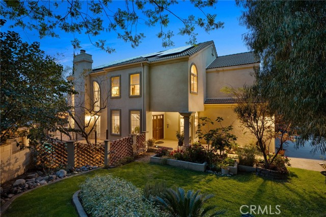 Detail Gallery Image 4 of 60 For 334 Lakeside, Redlands,  CA 92373 - 4 Beds | 4 Baths