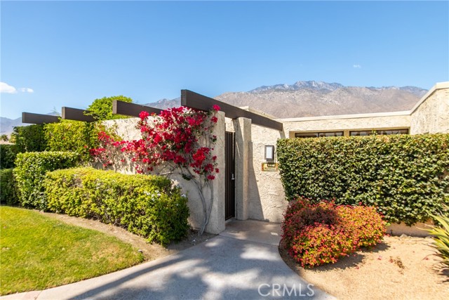 Detail Gallery Image 4 of 32 For 466 N Hermosa Dr, Palm Springs,  CA 92262 - 3 Beds | 3 Baths