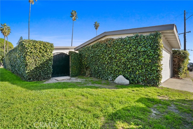 Detail Gallery Image 36 of 37 For 223 N Lark Ellen, West Covina,  CA 91791 - 3 Beds | 3 Baths