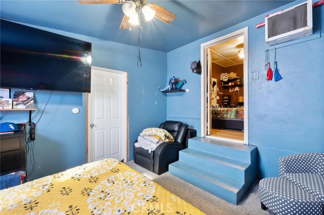 207 E 5th Street, Beaumont CA: https://media.crmls.org/medias/50f45a59-cb0d-462f-a2fc-157e2928e279.jpg