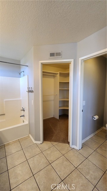 Detail Gallery Image 21 of 33 For 28456 Yosemite Dr, Lake Forest,  CA 92679 - 3 Beds | 3 Baths