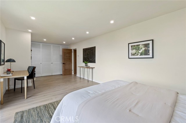 Detail Gallery Image 16 of 36 For 7010 Loyal Trl, Los Angeles,  CA 90068 - 2 Beds | 3 Baths
