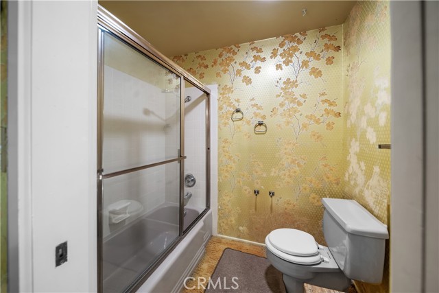 Detail Gallery Image 17 of 34 For 21166 E Rimpath Dr, Covina,  CA 91724 - 3 Beds | 2/1 Baths