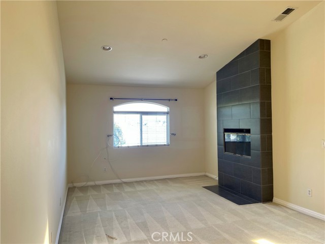 Detail Gallery Image 11 of 22 For 2223 Grant Ave #B,  Redondo Beach,  CA 90278 - 3 Beds | 2/1 Baths