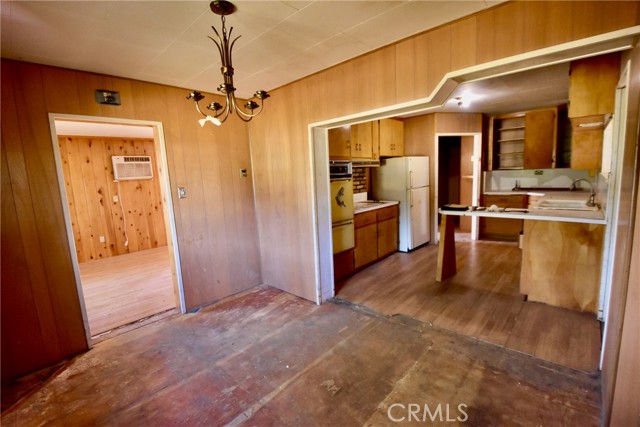 Detail Gallery Image 11 of 35 For 1439 Hawkinsville Humbug Rd., Yreka,  CA 96097 - 1 Beds | 1 Baths