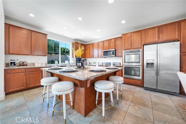 Detail Gallery Image 10 of 36 For 7393 Jake Way, Corona,  CA 92880 - 5 Beds | 4/1 Baths