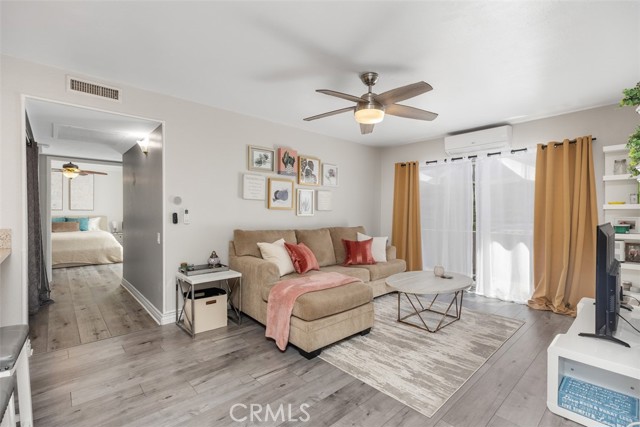 Detail Gallery Image 8 of 35 For 21981 Rimhurst Dr # P-160 #P-160,  Lake Forest,  CA 92630 - 2 Beds | 1 Baths