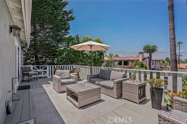 1561 Curtis Avenue, Manhattan Beach, California 90266, ,Residential Income,For Sale,Curtis,PV24251992