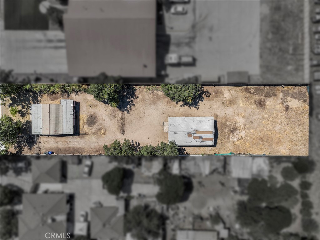 https://media.crmls.org/medias/50f7545d-bd8b-4f56-8795-20d8910d624f.jpg?preset=X-Large