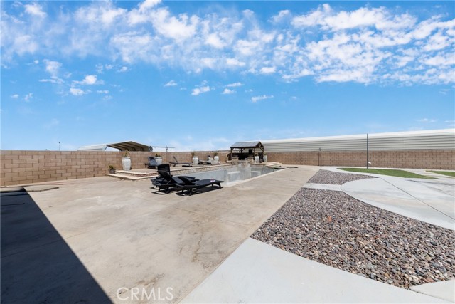 24625 Ledbury Road, Oro Grande CA: https://media.crmls.org/medias/50f7feba-b452-42df-8b0a-13672f4fa5fe.jpg