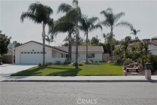 2150 Whitestone Dr, Riverside, CA 92506