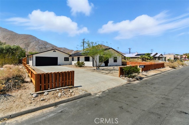 15872 Coral Street, Palm Springs CA: https://media.crmls.org/medias/50f91204-f5e5-4f9a-b905-febe7d324cba.jpg