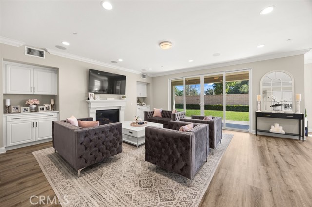 10095 Goldenrod Ct., Rancho Cucamonga CA: https://media.crmls.org/medias/50f96dc5-ad6a-4987-95fc-d9edc70d74c2.jpg