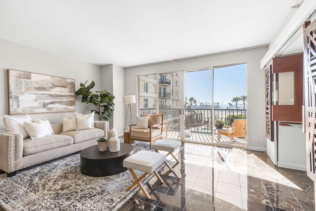 850 E Ocean Boulevard #209