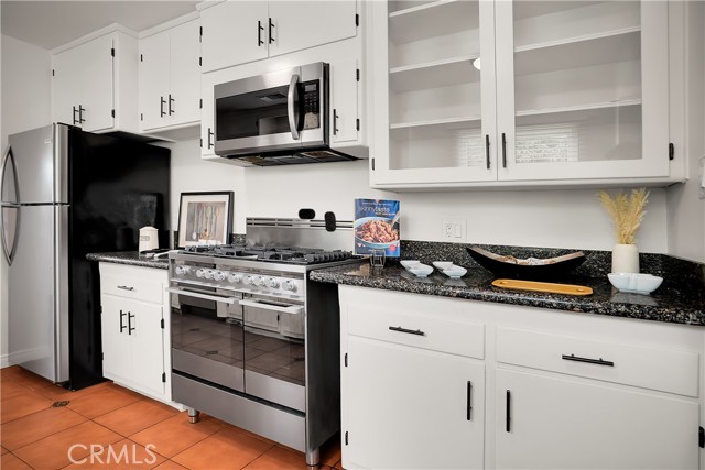 Detail Gallery Image 12 of 40 For 6600 Haywood, Tujunga,  CA 91042 - 3 Beds | 2 Baths